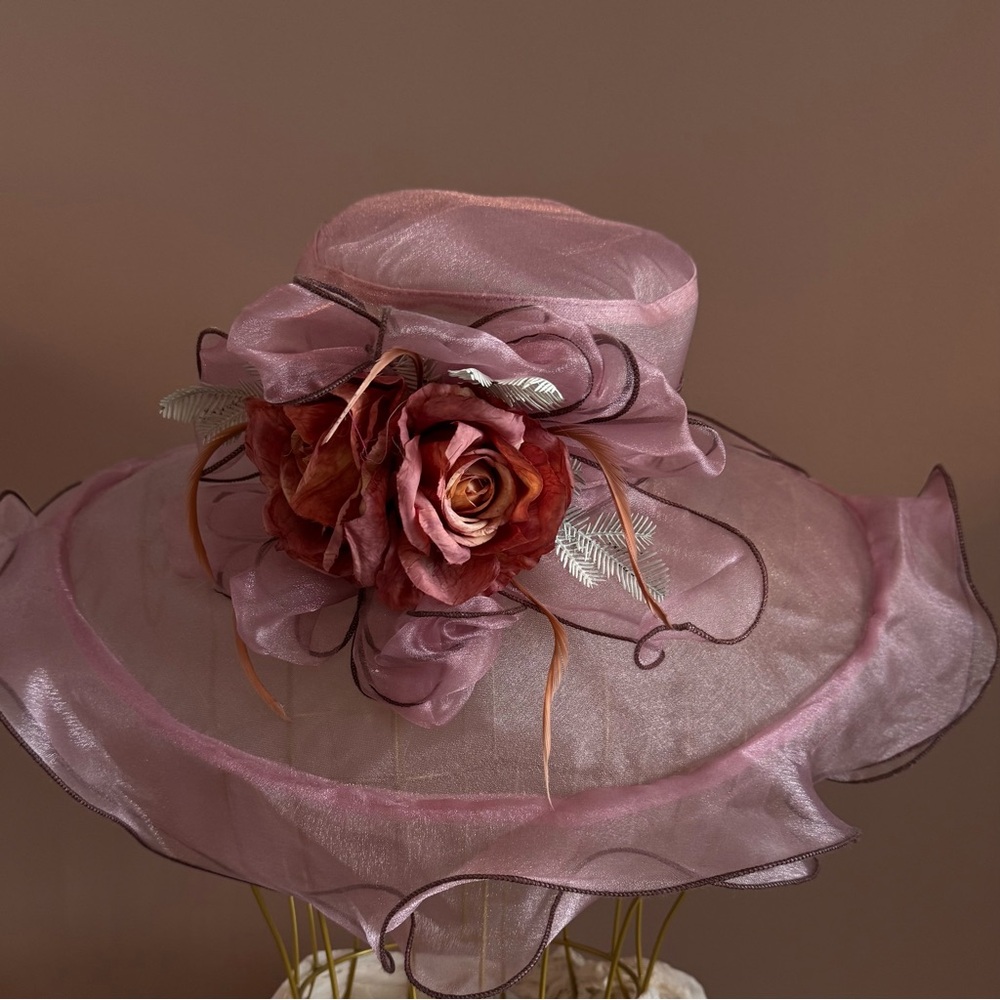 Elegant Mauve Floral Women's Hat